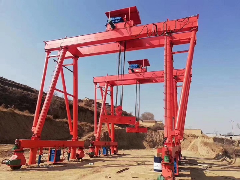 内蒙古赤峰单悬臂门式起重机厂家 单悬臂门式起重机防风抗滑装置：结构特性与场景适配解析​