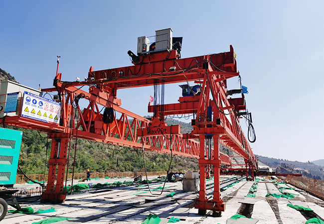 安徽宣城架桥机厂家 匠心育匠才 铁臂护通途：架桥机机长与维修工程师的培育之路