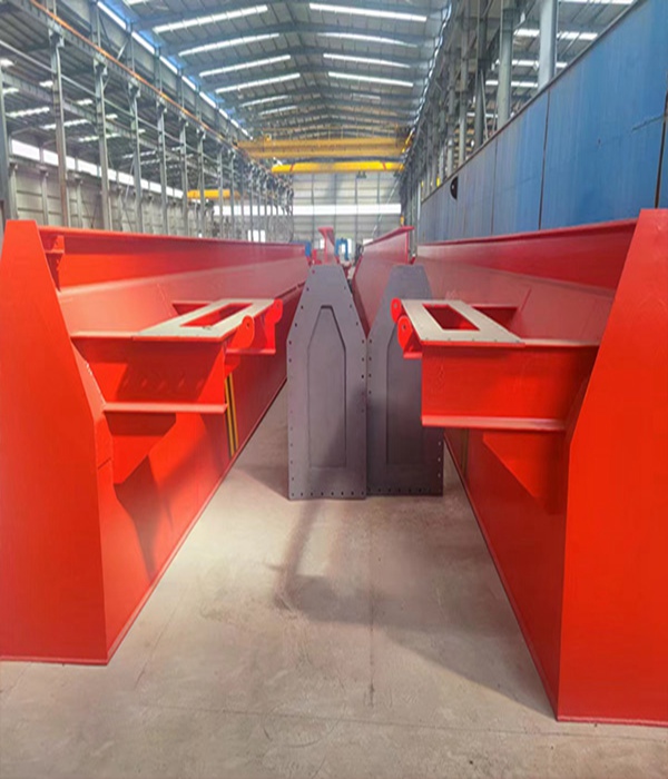 浙江湖州桥式起重机厂家 遥控频点抗扰，锻造吊运稳控