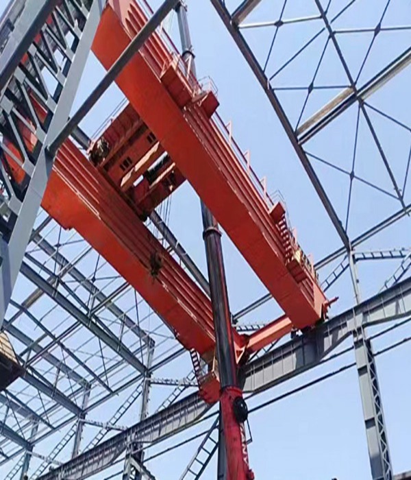 广东湛江桥式起重机厂家 通用桥式起重机主梁：承重扛压的核心脊梁